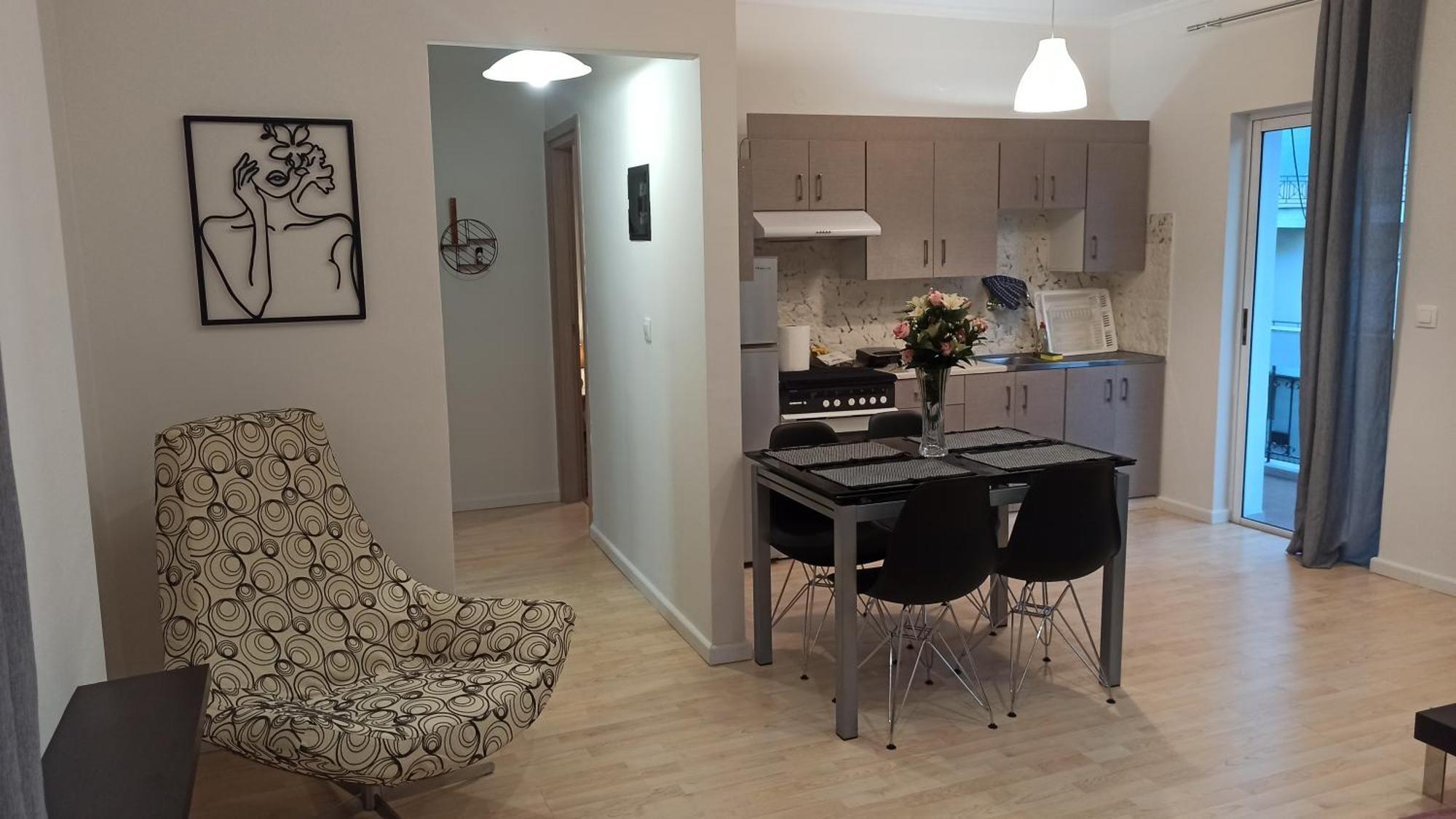 Spyros' Apartment Near Marina Mytilíni エクステリア 写真